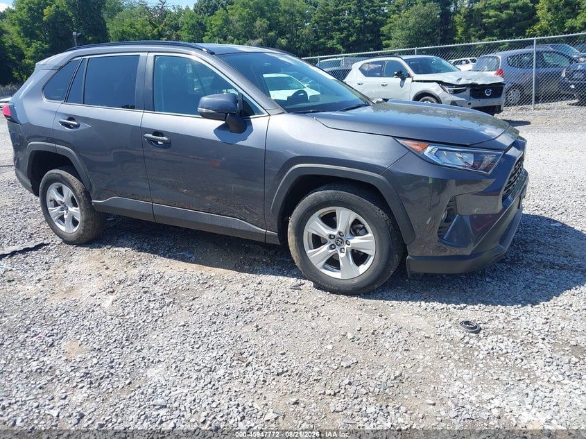 2021 TOYOTA RAV4 XLE | 2T3P1RFV0MW153644 | UPCARS
