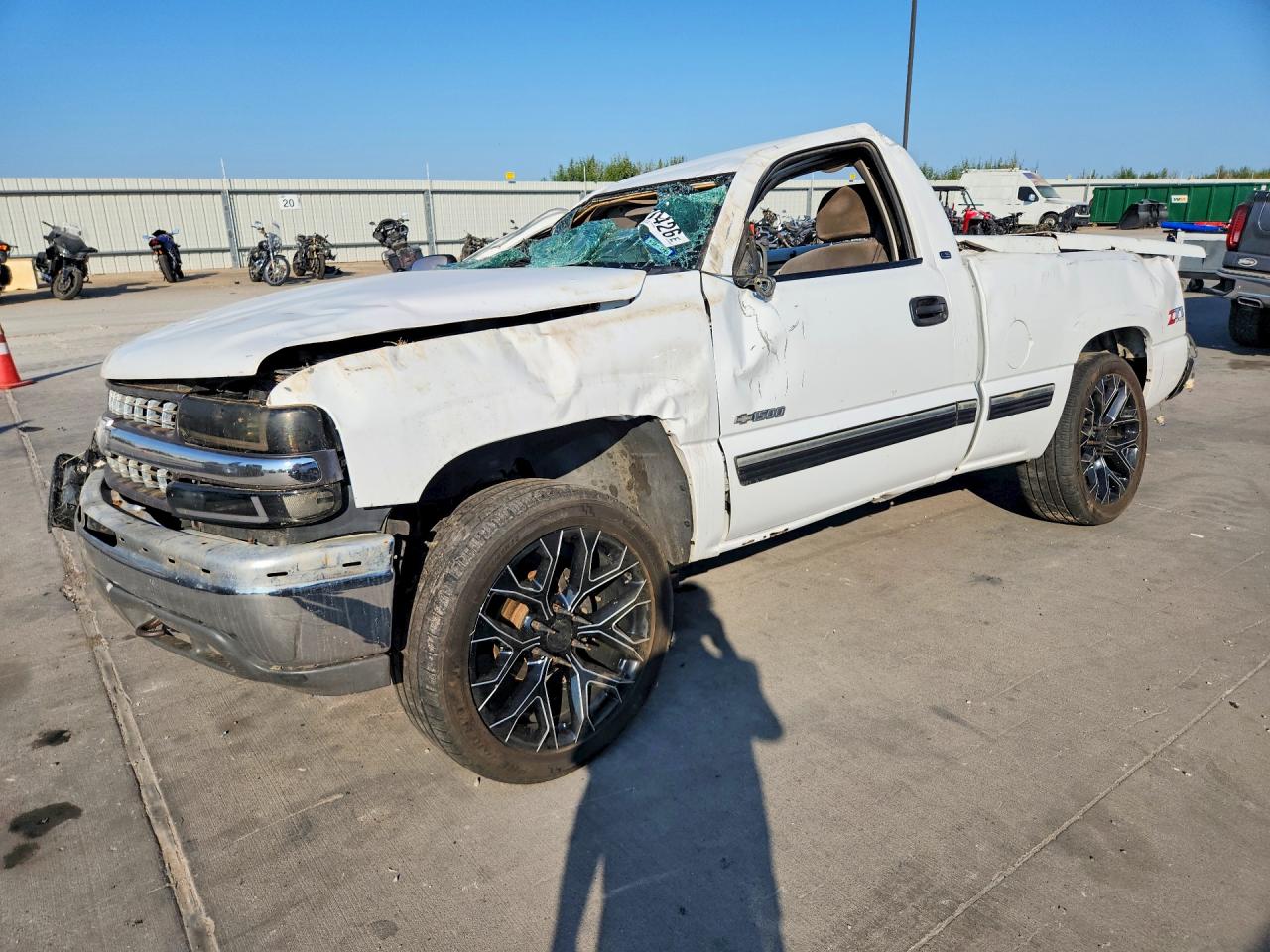 2000 CHEVROLET SILVERADO K1500 | 1GCEK14T8YZ333094 | UPCARS