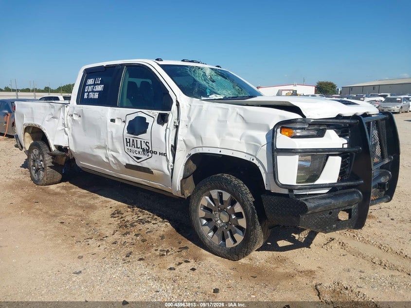 2022 CHEVROLET SILVERADO 2500HD 4WD  STANDARD BED CUSTOM | 1GC4YME72NF359166 | UPCARS