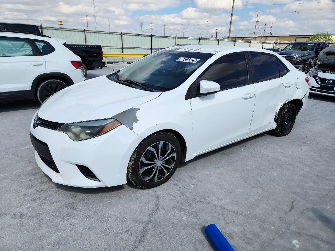2015 TOYOTA COROLLA LE | 5YFBURHE6FP207296 | UPCARS