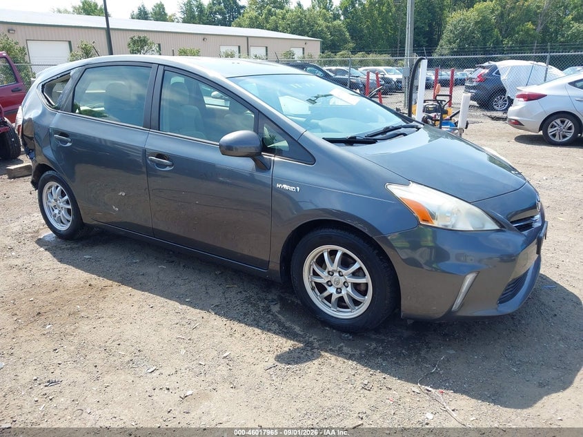 2013 TOYOTA PRIUS V THREE | JTDZN3EU1D3274334 | UPCARS