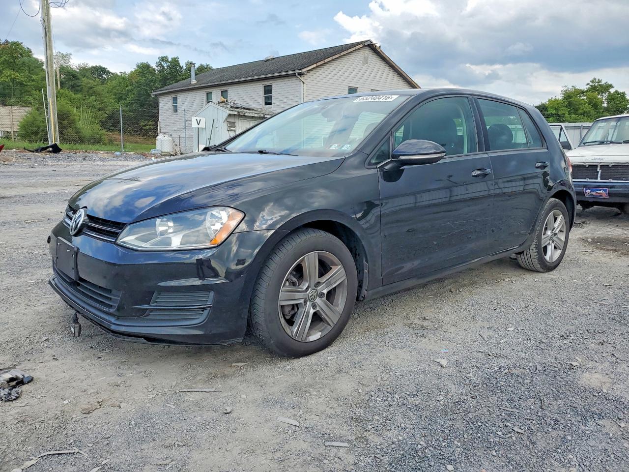 2017 VOLKSWAGEN GOLF S | 3VW217AU4HM027921 | UPCARS