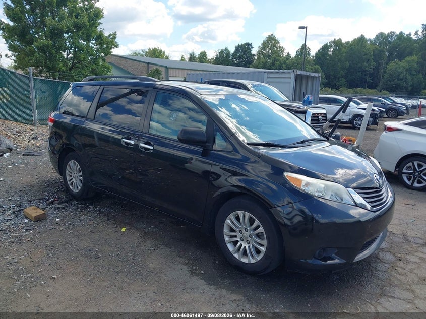 2014 TOYOTA SIENNA LE V6 8 PASSENGER | 5TDKK3DC5ES487547 | UPCARS