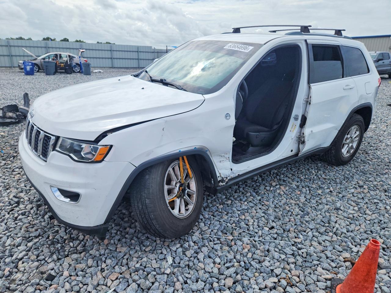 2018 JEEP CHEROKEE LAREDO | 1C4RJFAG2JC328295 | UPCARS