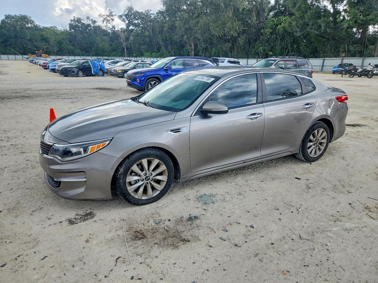 2018 KIA OPTIMA LX | 5XXGT4L32JG251217 | UPCARS