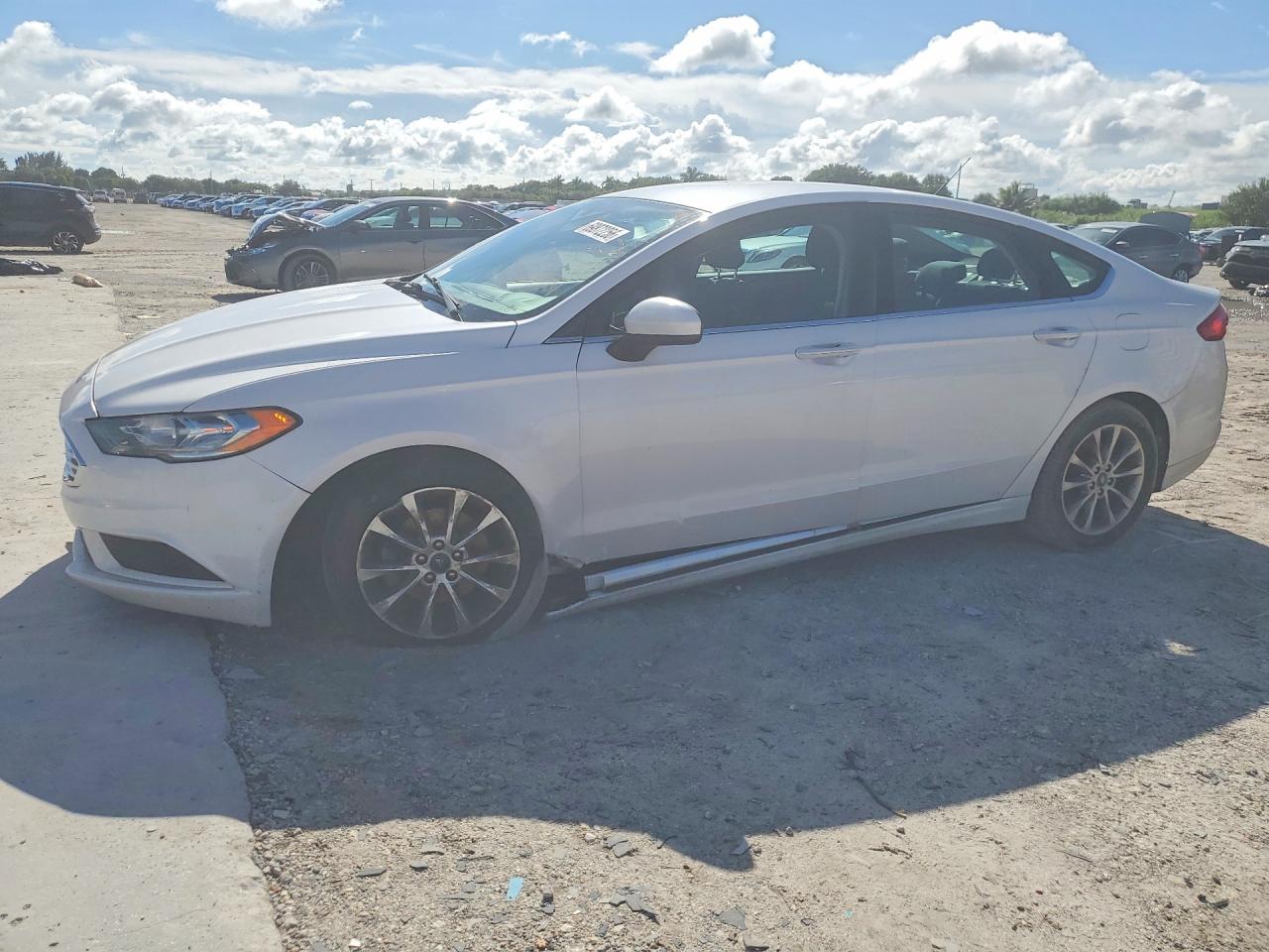 2017 FORD FUSION SE | 3FA6P0H78HR281893 | UPCARS