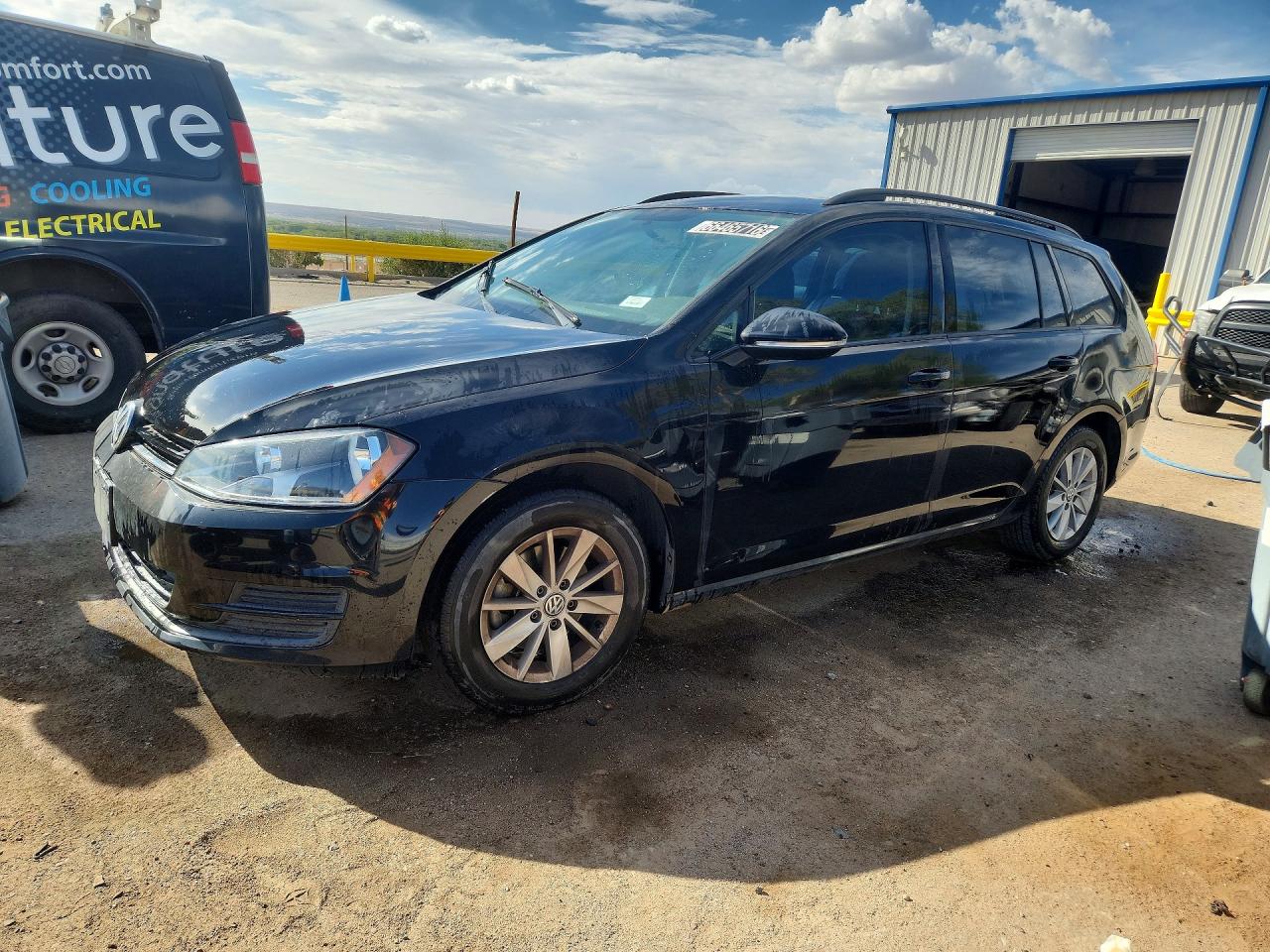 2017 VOLKSWAGEN GOLF S | 3VWC17AU0HM501724 | UPCARS