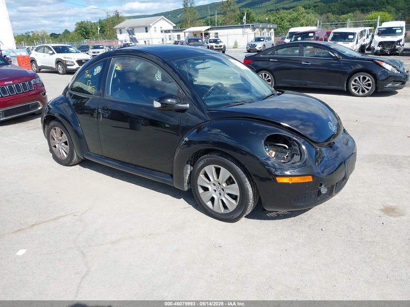 2010 VOLKSWAGEN NEW BEETLE 2.5L | 3VWRW3AGXAM012915 | UPCARS