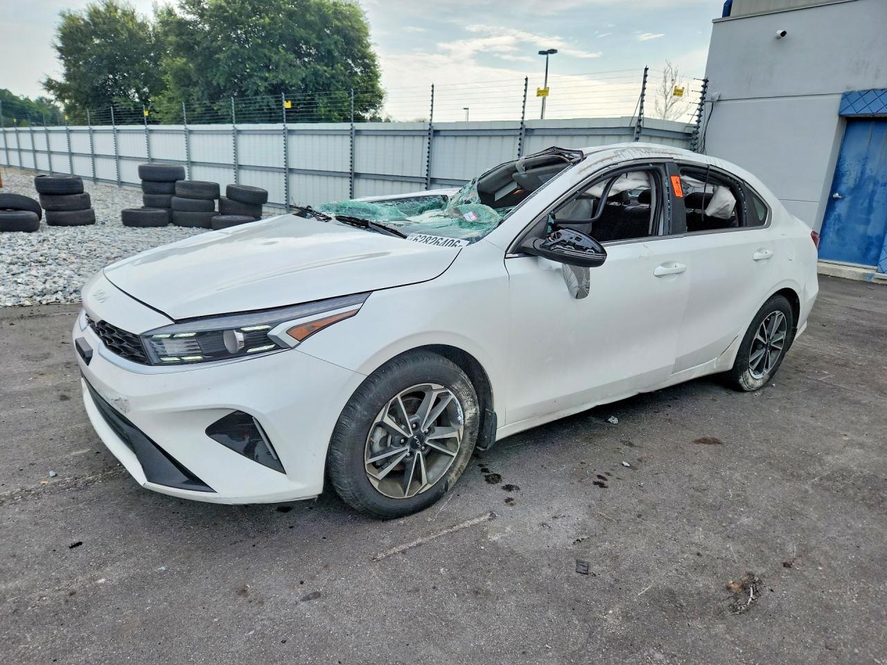 2023 KIA FORT EX | 3KPF34AD1PE650662 | UPCARS