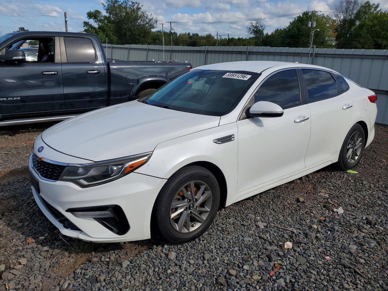 2020 KIA OPTIMA LX | 5XXGT4L3XLG428874 | UPCARS