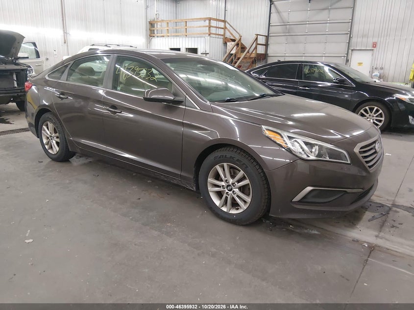 2016 HYUNDAI SONATA SE | 5NPE24AF5GH280182 | UPCARS