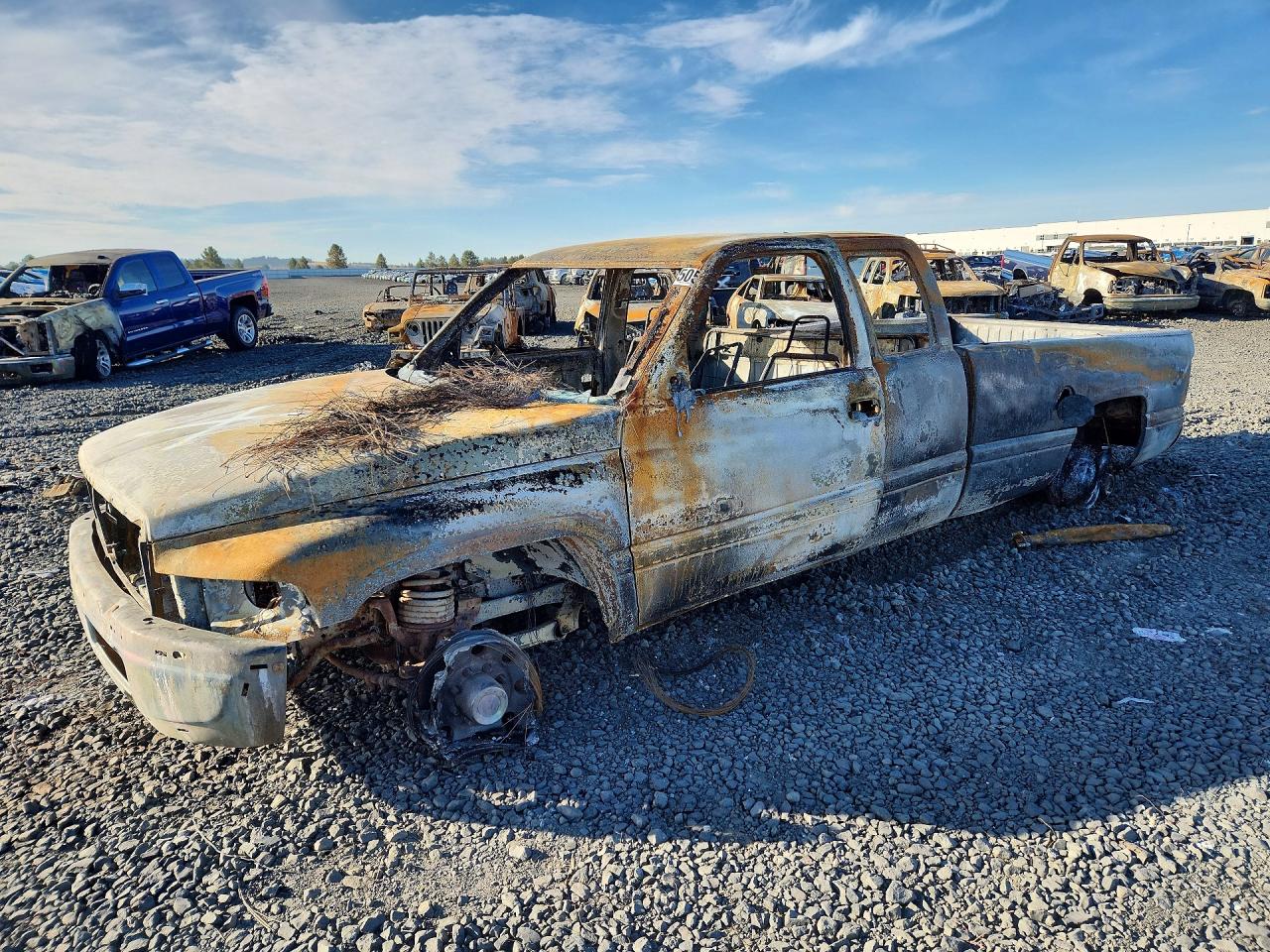 1996 DODGE RAM 2500 | 1B7KF23ZXTJ196637 | UPCARS