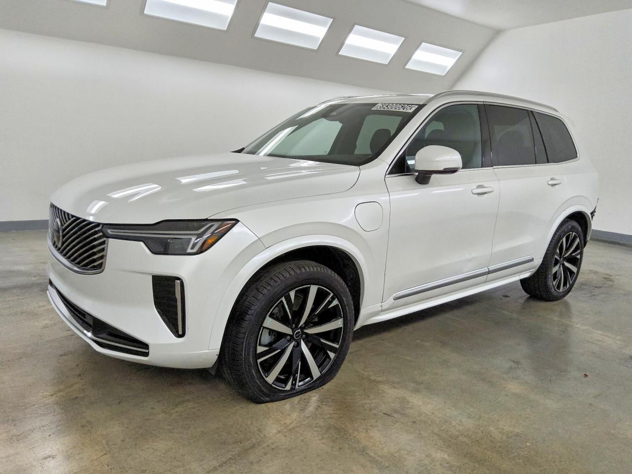 2025 VOLVO XC90 CORE | YV4H60PA4S1375111 | UPCARS