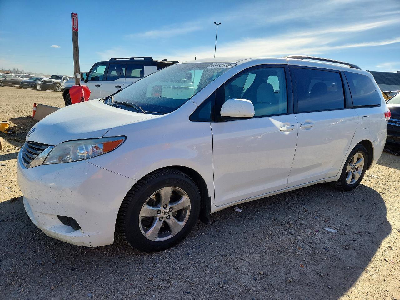 2014 TOYOTA SIENNA LE | 5TDKK3DC7ES502954 | UPCARS