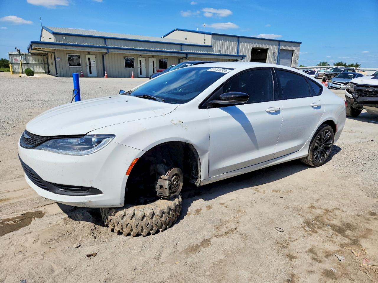 2017 CHRYSLER 200 LX | 1C3CCCFB8HN504099 | UPCARS