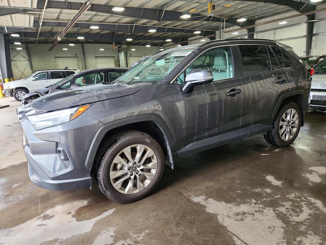 2025 TOYOTA RAV4 XLE PREMIUM | 2T3A1RFV7SW583691 | UPCARS