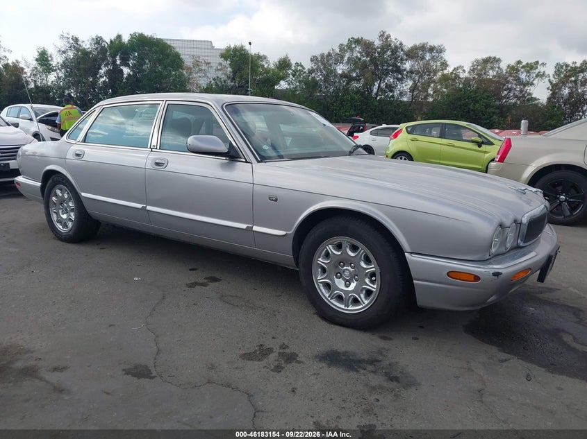 2001 JAGUAR XJ8 L | SAJDA23C21LF25517 | UPCARS