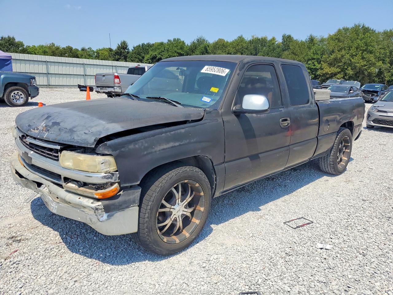 1999 CHEVROLET SILVERADO C1500 | 2GCEC19T9X1230831 | UPCARS
