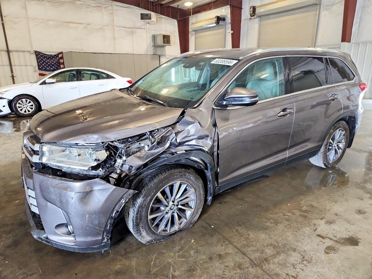 2019 TOYOTA HIGHLANDER XLE | 5TDJZRFH9KS734986 | UPCARS