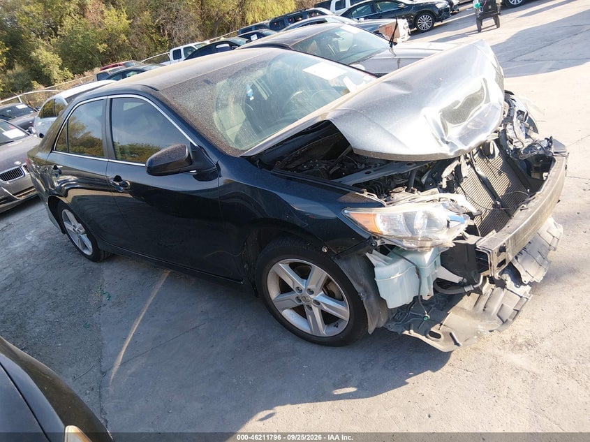 2014 TOYOTA CAMRY SE | 4T1BF1FK0EU854407 | UPCARS