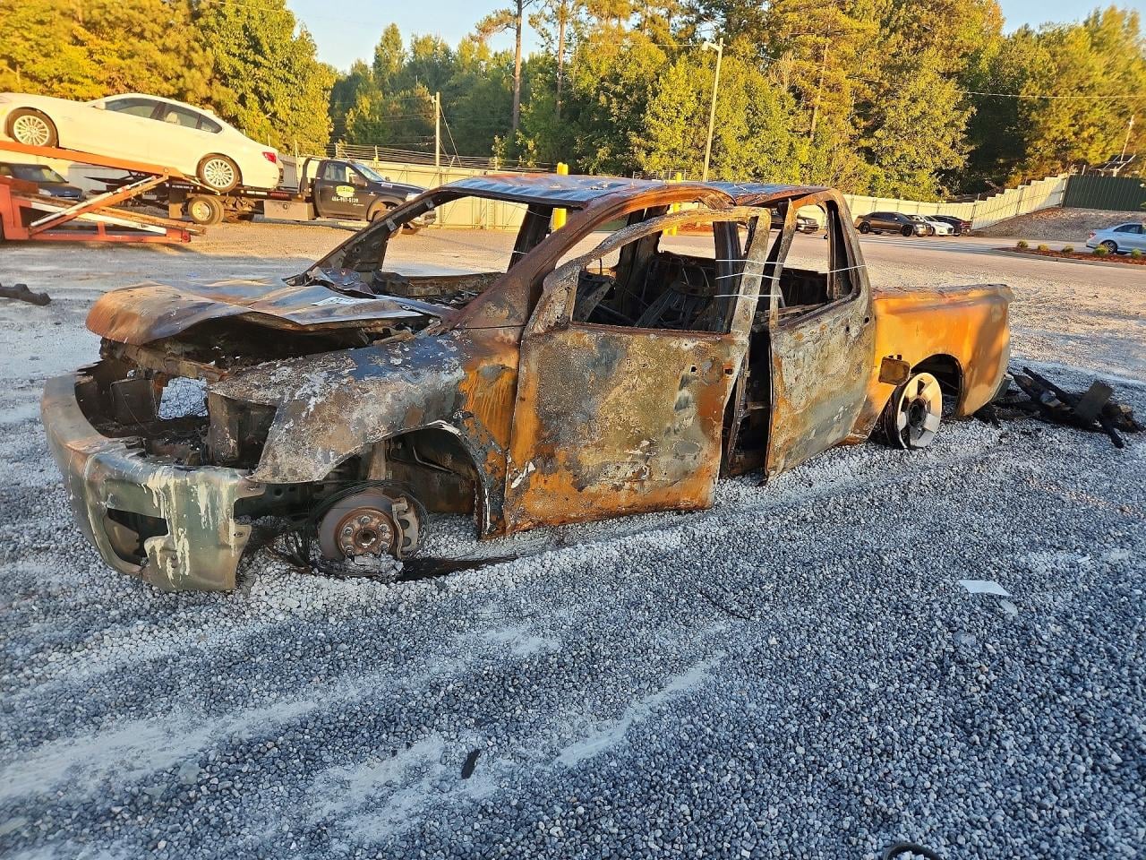 2007 NISSAN TITAN XE | 1N6AA07A87N240262 | UPCARS