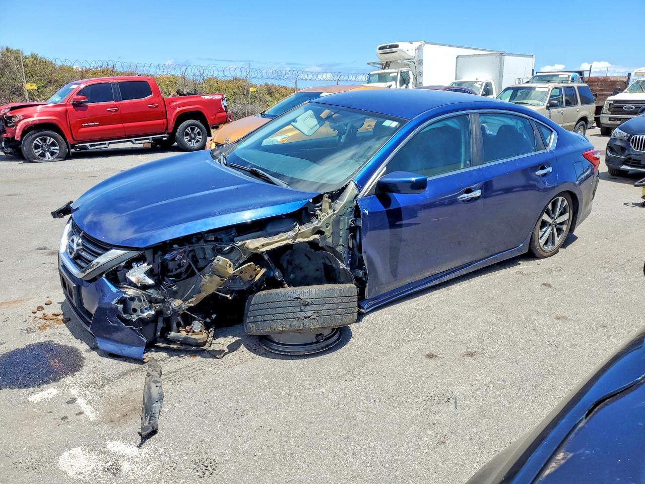 2017 NISSAN ALTIMA 2.5 SR | 1N4AL3AP2HC142441 | UPCARS