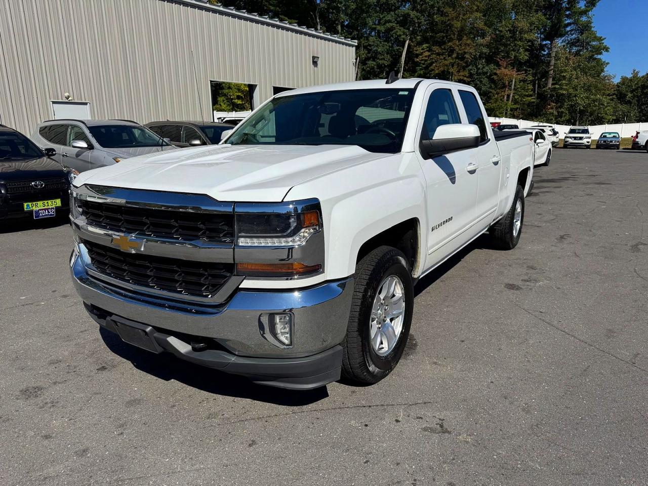 2016 CHEVROLET SILVERADO K1500 LT | 1GCVKREC3GZ164310 | UPCARS