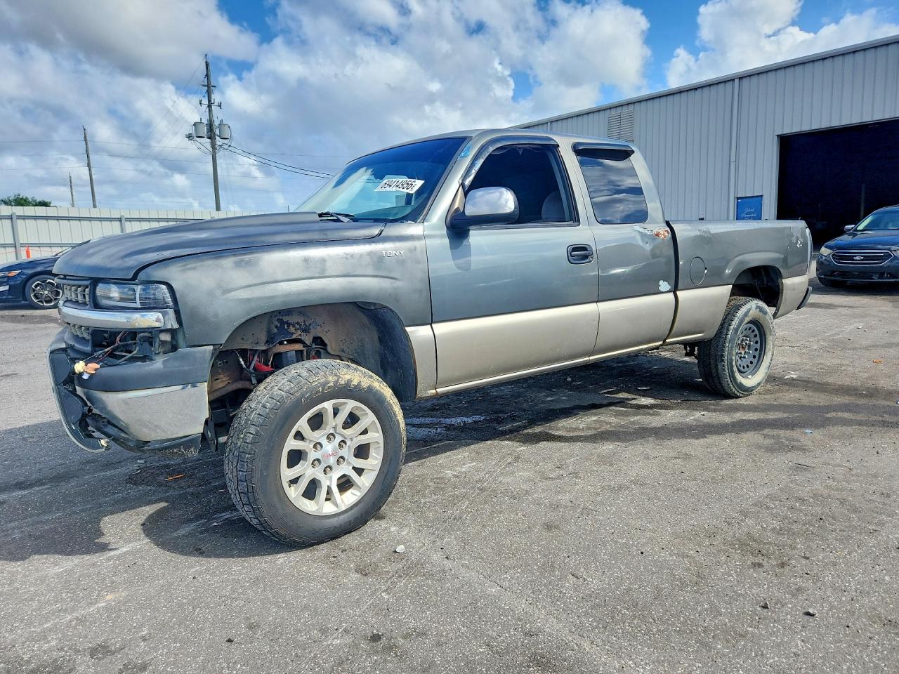 2000 CHEVROLET SILVERADO C1500 | 2GCEC19T6Y1175689 | UPCARS