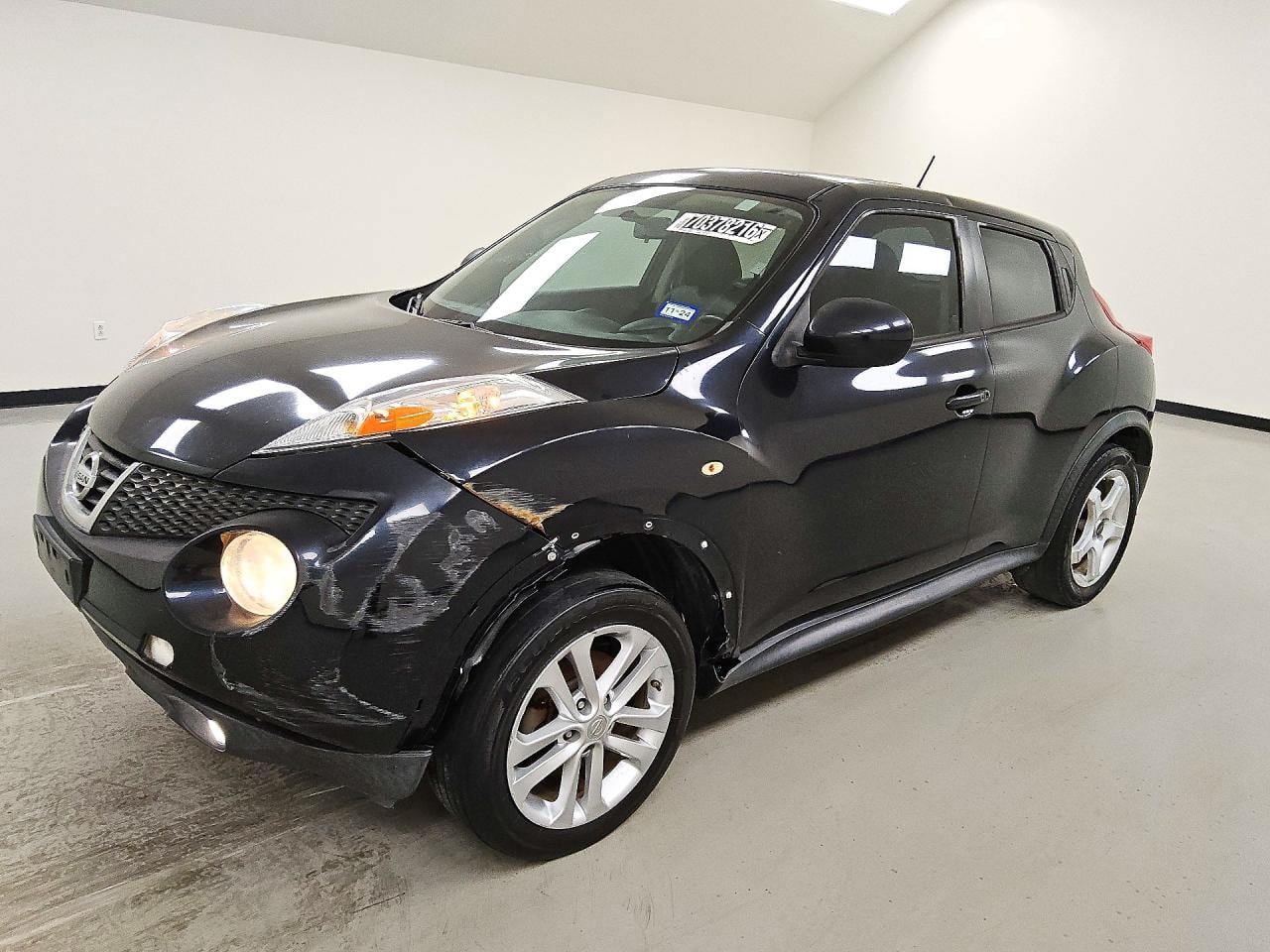 2011 NISSAN JUKE S | JN8AF5MV8BT016779 | UPCARS