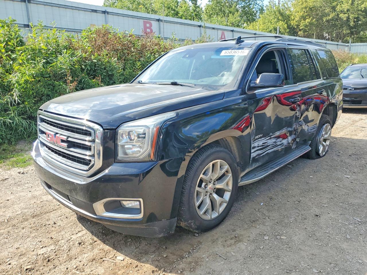 2015 GMC YUKON SLT | 1GKS2BKCXFR572045 | UPCARS