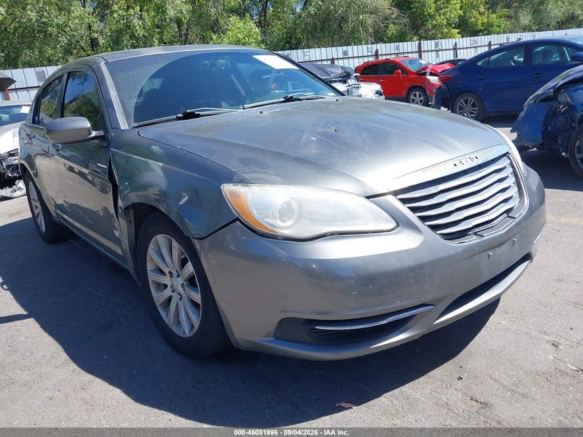 2013 CHRYSLER 200 TOURING | 1C3CCBBB0DN584590 | UPCARS