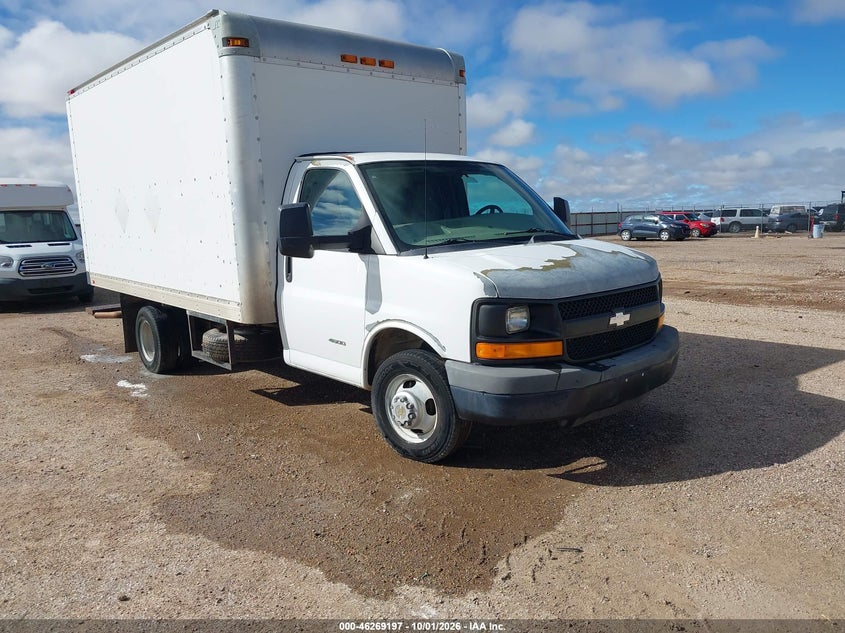 2012 CHEVROLET EXPRESS CUTAWAY 4500 SERIES | 1GB6G5CG6C1201996 | UPCARS