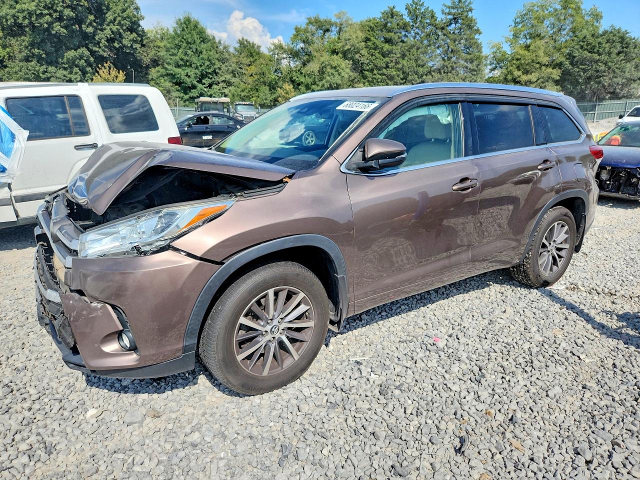 2018 TOYOTA HIGHLANDER XLE | 5TDJZRFH7JS822899 | UPCARS