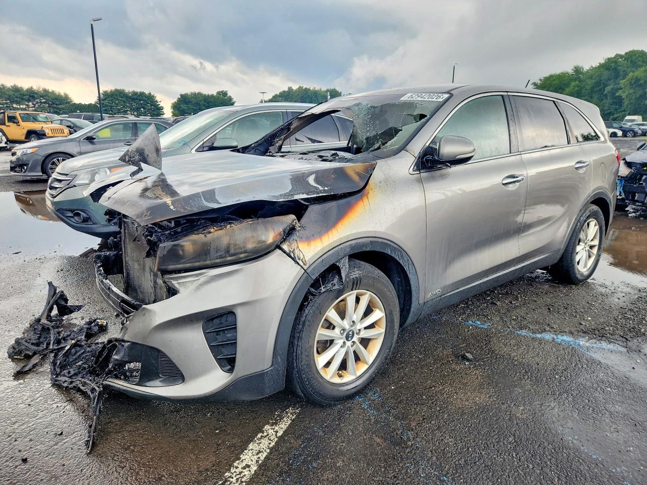 2019 KIA SORENTO LX V6 | 5XYPGDA56KG488301 | UPCARS