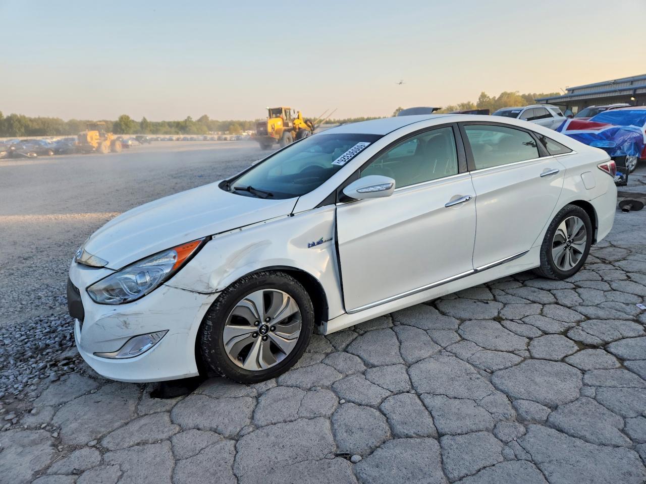 2013 HYUNDAI SONATA HYBRID | KMHEC4A40DA082765 | UPCARS