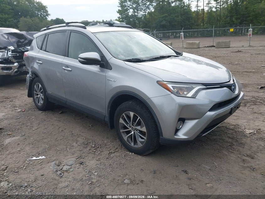2017 TOYOTA RAV4 HYBRID XLE | JTMRJREVXHD113620 | UPCARS