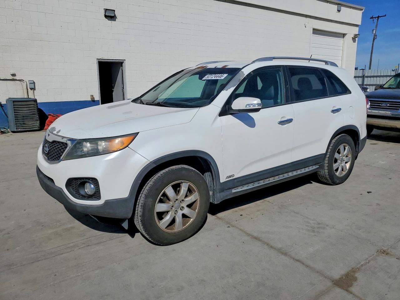 2013 KIA SORENTO LX | 5XYKTDA2XDG364921 | UPCARS