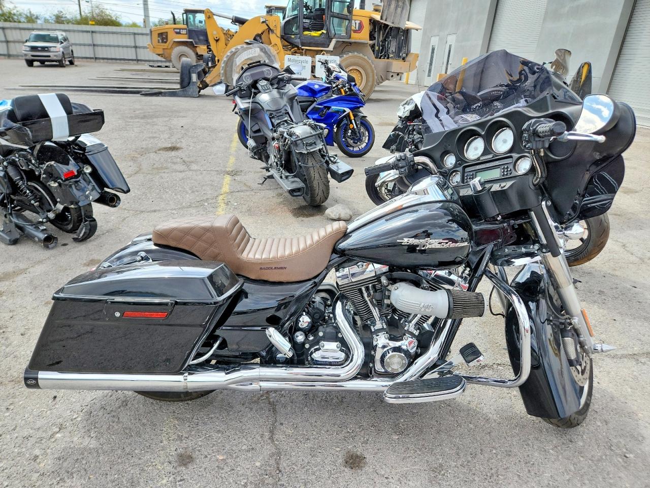 2010 HARLEY-DAVIDSON FL | 1HD1KB413AB651186 | UPCARS
