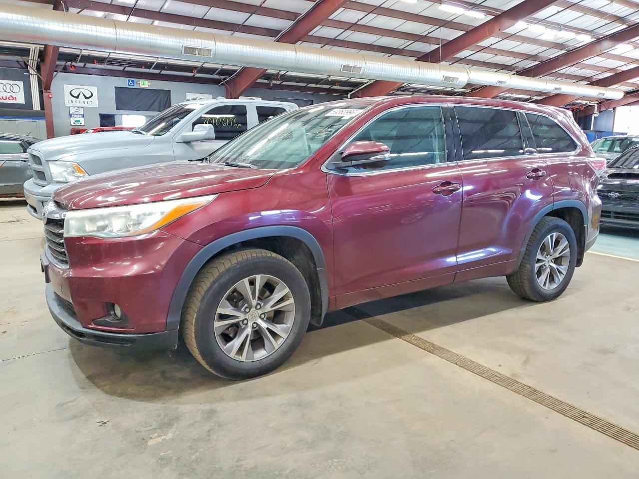 2015 TOYOTA HIGHLANDER LE PLUS | 5TDBKRFH8FS194321 | UPCARS