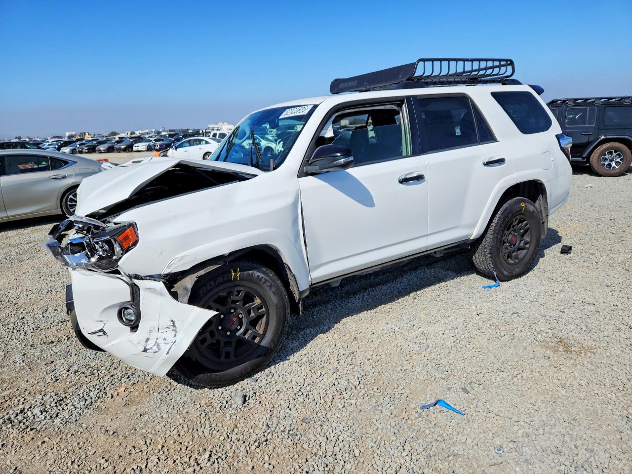2021 TOYOTA 4RUNNER VENTURE EDITION | JTEHU5JR1M5853464 | UPCARS