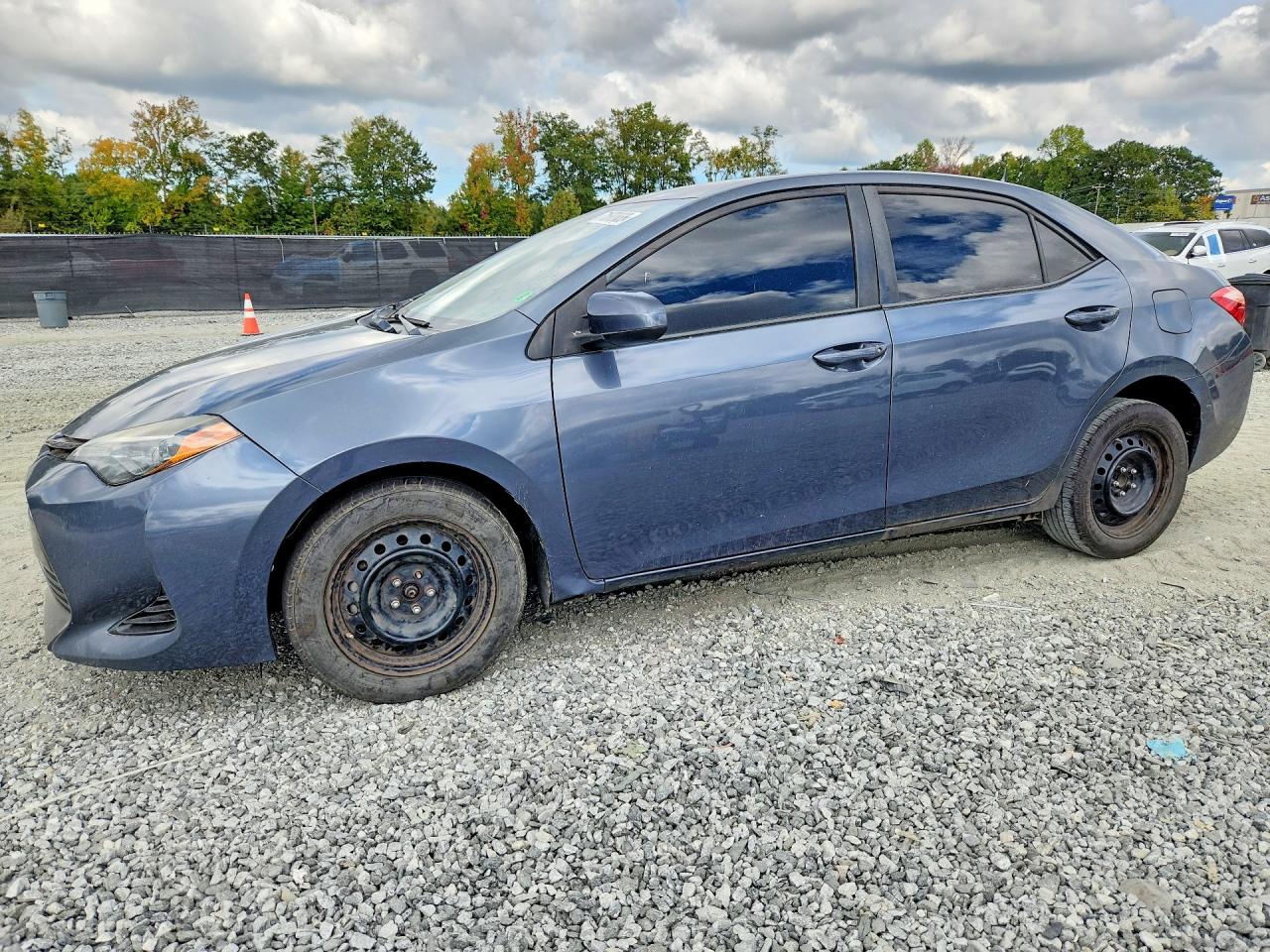 2018 TOYOTA COROLLA LE | 5YFBURHE8JP822716 | UPCARS