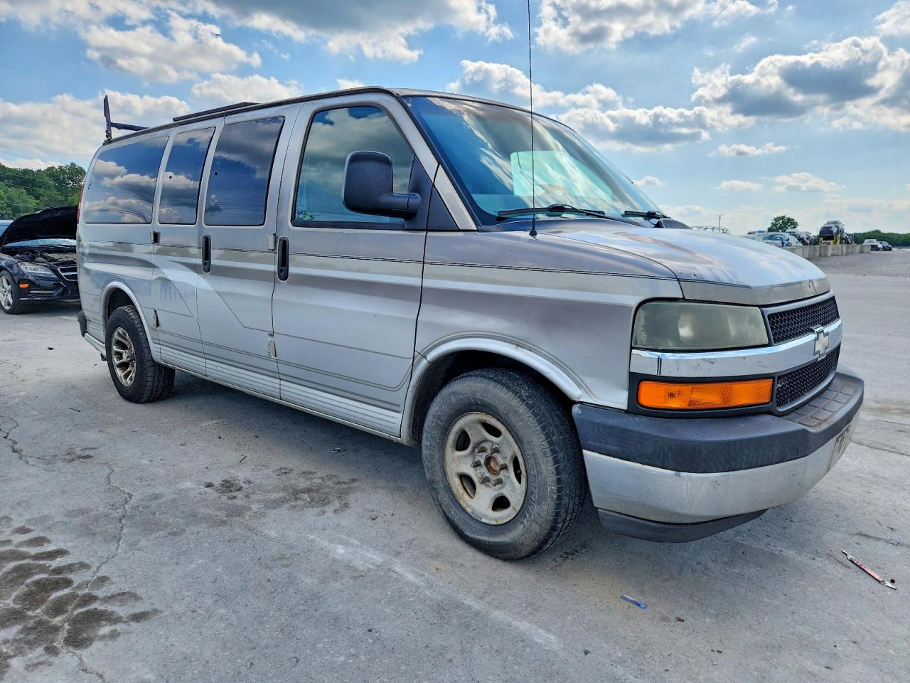 2004 CHEVROLET EXPRESS RV | 1GBFG15T941155827 | UPCARS
