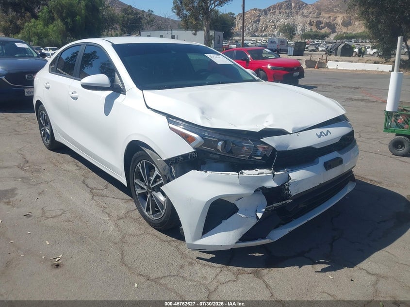 2023 KIA FORTE LXS | 3KPF24AD7PE653696 | UPCARS