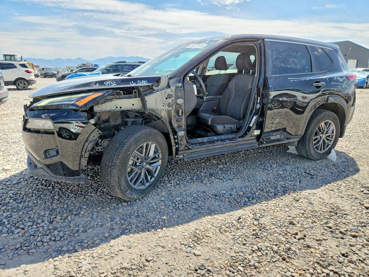 2021 NISSAN ROGUE S | 5N1AT3AB3MC785997 | UPCARS