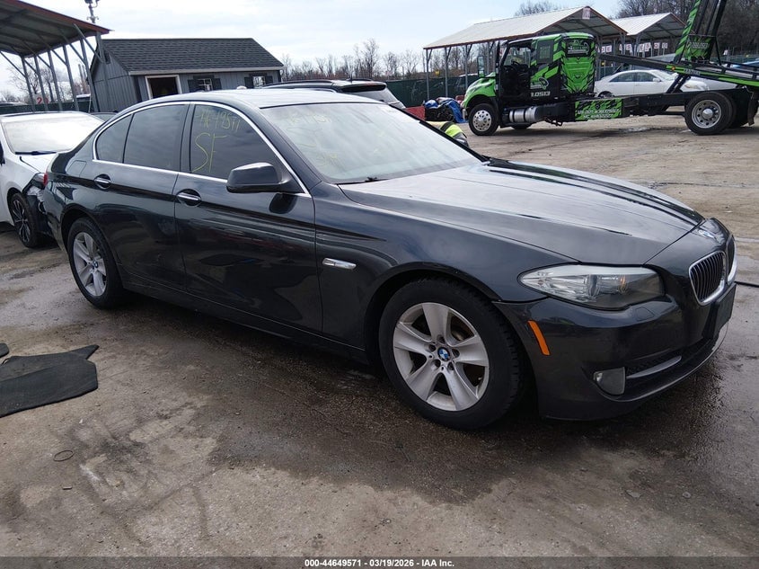 2011 BMW 528I | WBAFR1C57BC737739 | UPCARS