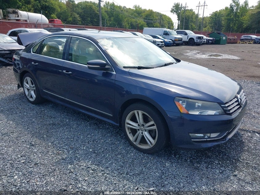 2013 VOLKSWAGEN PASSAT 2.0L TDI SE | 1VWBN7A32DC026399 | UPCARS