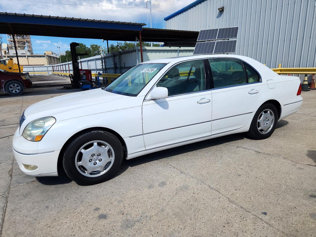 2002 LEXUS LS 430 | JTHBN30F220055289 | UPCARS