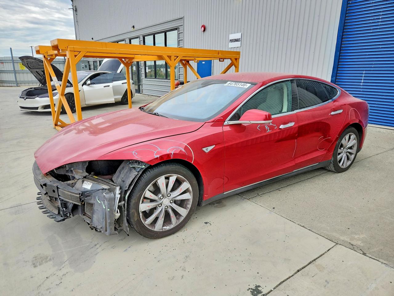 2014 TESLA MODEL S | 5YJSA1H17EFP52263 | UPCARS