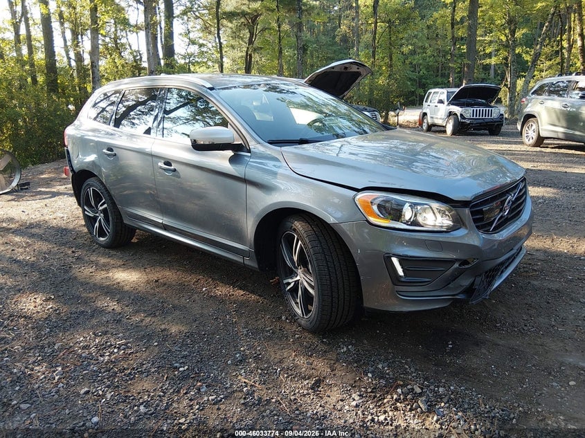 2017 VOLVO XC60 T6 R-DESIGN | YV449MRS1H2034786 | UPCARS