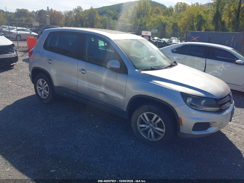 2012 VOLKSWAGEN TIGUAN S | WVGBV7AX2CW568634 | UPCARS